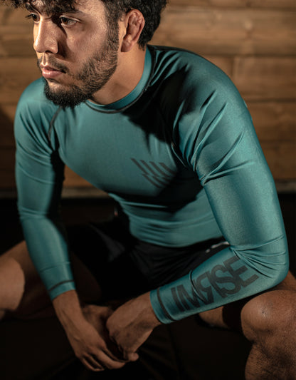 Long Sleeve Flow Rash Guard